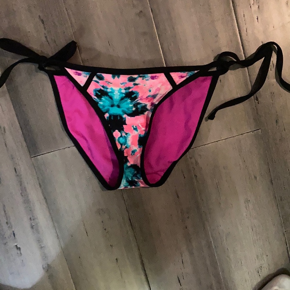 swimsuit bottom